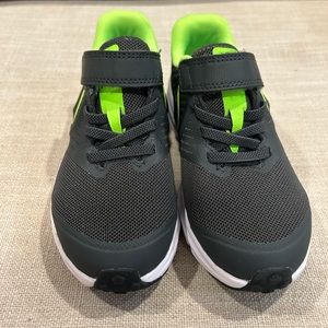 Kids Nike 12C sneakers